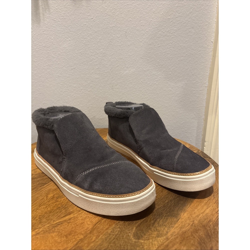 TOMS Paxton~Women's‎ Size 9~Gray Suede Faux Fur Lined Slip On Ankle Boots~EUC